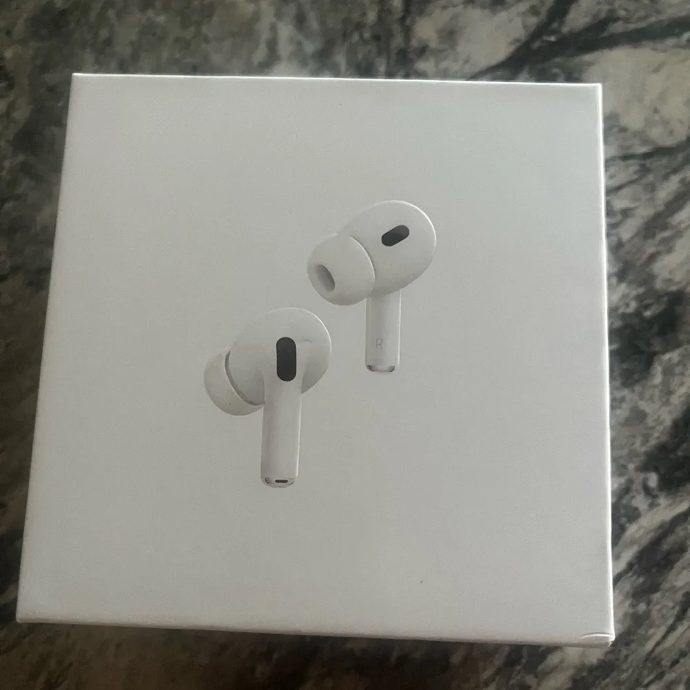 Apple White AirPods Pro Wireless Headsets